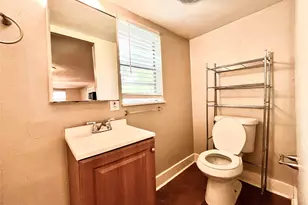 904 1/2 Denton St, Denton, TX 76201 - Photo 7