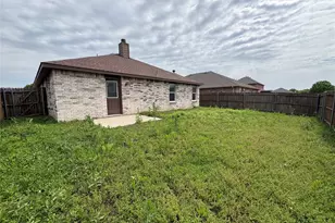 5801 Mountain Bluff Dr, Fort Worth, TX 76179 - Photo 21