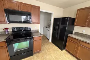 5801 Mountain Bluff Dr, Fort Worth, TX 76179 - Photo 11