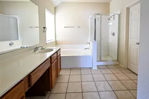 13520 Valley Mills Dr, Frisco, TX 75033 - Photo 11