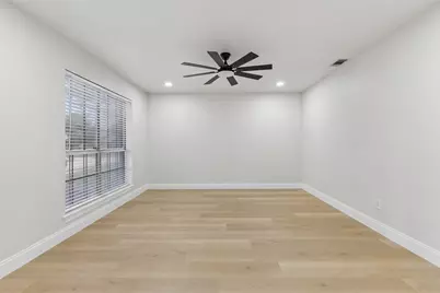 2069 Cameo Drive, Lewisville, TX 75067 - Photo 13