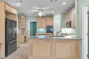 6400 Creekside Dr, Greenville, TX 75402 - Photo 11