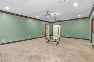 6400 Creekside Dr, Greenville, TX 75402 - Photo 9