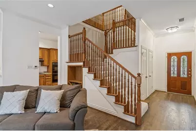 7 Stonebriar Court, Dallas, TX 75206 - Photo 3