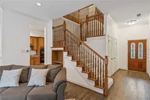 7 Stonebriar Ct, Dallas, TX 75206 - Photo 3
