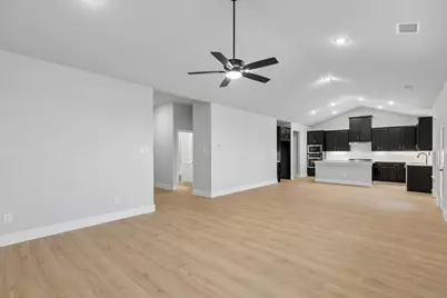 411 Wagon Trail, Waxahachie, TX 75165 - Photo 7