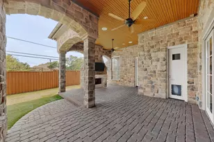 4424 Glenleigh Dr, Dallas, TX 75220 - Photo 33