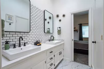 4030 Holland Avenue #8, Dallas, TX 75219 - Photo 13