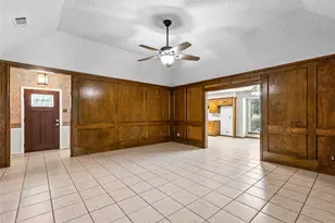 10501 Oak Creek Dr, Greenville, TX 75402 - Photo 9