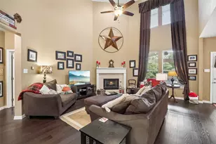 403 Springtree Rd, Lake Dallas, TX 75065 - Photo 7