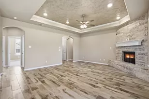 3316 Windcrest Dr, Granbury, TX 76049 - Photo 5