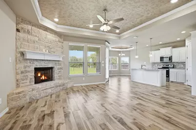 3316 Windcrest Drive, Granbury, TX 76049 - Photo 7