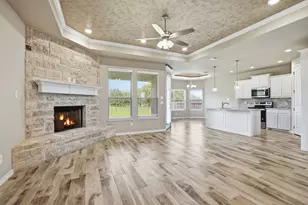 3316 Windcrest Dr, Granbury, TX 76049 - Photo 7