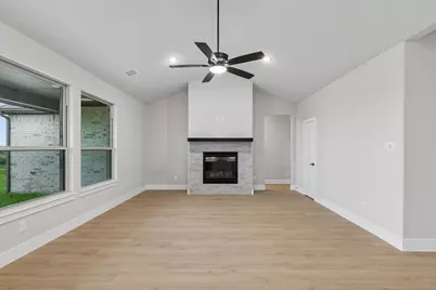 331 Wagon Trail, Waxahachie, TX 75165 - Photo 5