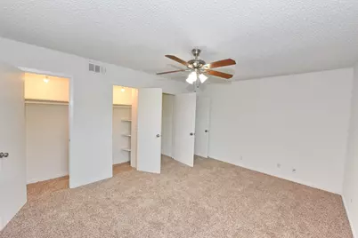 4033 Gilbert Avenue #210, Dallas, TX 75219 - Photo 17