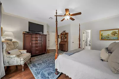 810 Forest Oaks Circle, Woodway, TX 76712 - Photo 17