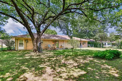 1904 Cypress Court, Gainesville, TX 76240 - Photo 5