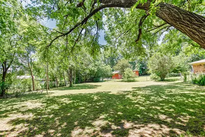 1904 Cypress Court, Gainesville, TX 76240 - Photo 7