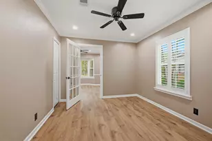 1517 W Shields Dr, Sherman, TX 75092 - Photo 9