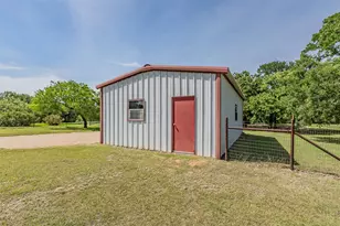 170 Paradise Canyon Cir, Paradise, TX 76073 - Photo 29