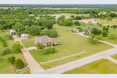 170 Paradise Canyon Circle, Paradise, TX 76073 - Photo 33
