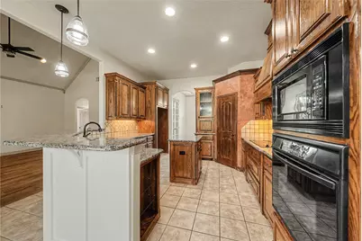 170 Paradise Canyon Circle, Paradise, TX 76073 - Photo 5
