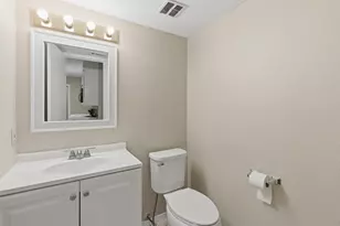 2113 Fleur De Lis Ct, Arlington, TX 76012 - Photo 23