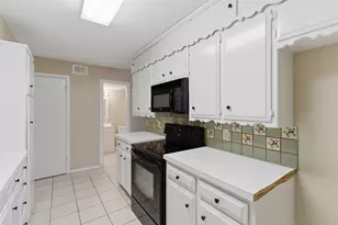 2113 Fleur De Lis Ct, Arlington, TX 76012 - Photo 5