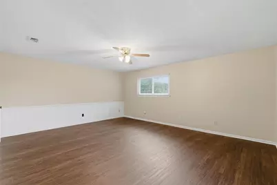 2113 Fleur De Lis Court, Arlington, TX 76012 - Photo 7