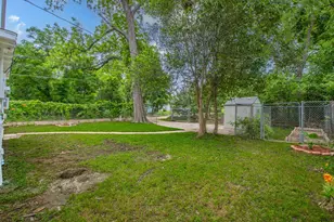900 N 31st St, Waco, TX 76707 - Photo 27