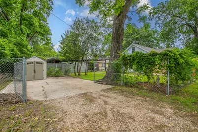 900 N 31st Street, Waco, TX 76707 - Photo 29