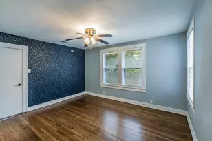 900 N 31st St, Waco, TX 76707 - Photo 13