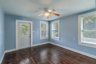 900 N 31st St, Waco, TX 76707 - Photo 17