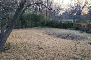 5728 Rockhill Rd, Fort Worth, TX 76112 - Photo 29