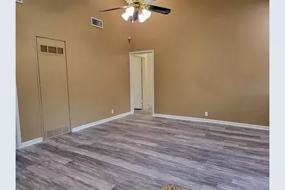 5728 Rockhill Road, Fort Worth, TX 76112 - Photo 23