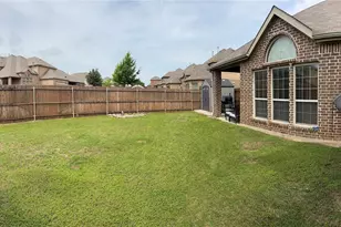 1748 River Run Dr, DeSoto, TX 75115 - Photo 33