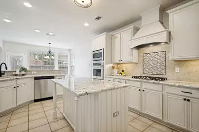 302 Village Trail, Trophy Club, TX 76262 - Photo 9