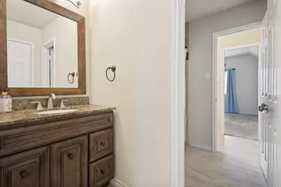302 Village Trail, Trophy Club, TX 76262 - Photo 19
