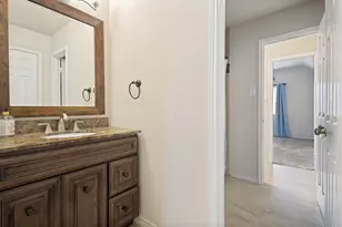 302 Village Trail, Trophy Club, TX 76262 - Photo 19