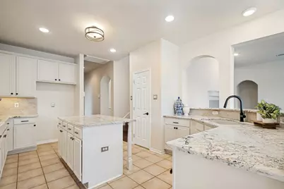 302 Village Trail, Trophy Club, TX 76262 - Photo 11
