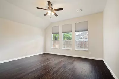 302 Village Trail, Trophy Club, TX 76262 - Photo 13