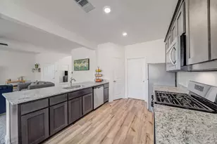 10852 Copper Hills Ln, Fort Worth, TX 76108 - Photo 11