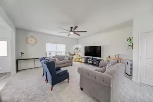 10852 Copper Hills Ln, Fort Worth, TX 76108 - Photo 9