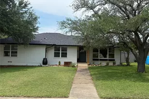 1045 Majors Dr, Mesquite, TX 75149 - Photo 1