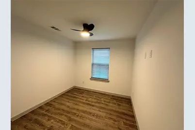 2107 Church Street #B, Greenville, TX 75401 - Photo 7