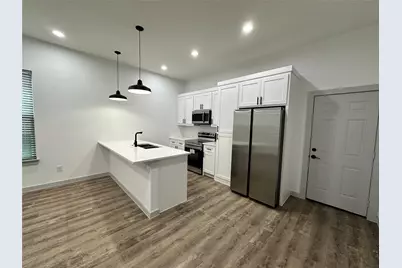 2107 Church Street #B, Greenville, TX 75401 - Photo 3