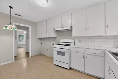 4508 Rutland Avenue, Fort Worth, TX 76133 - Photo 13