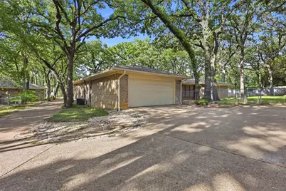 2108 Edgewood Court, Arlington, TX 76013 - Photo 29