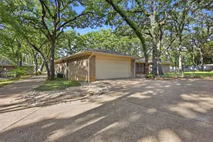 2108 Edgewood Ct, Arlington, TX 76013 - Photo 29