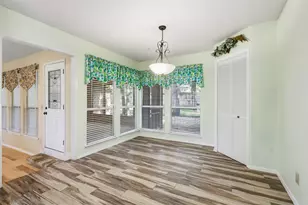 2108 Edgewood Ct, Arlington, TX 76013 - Photo 11